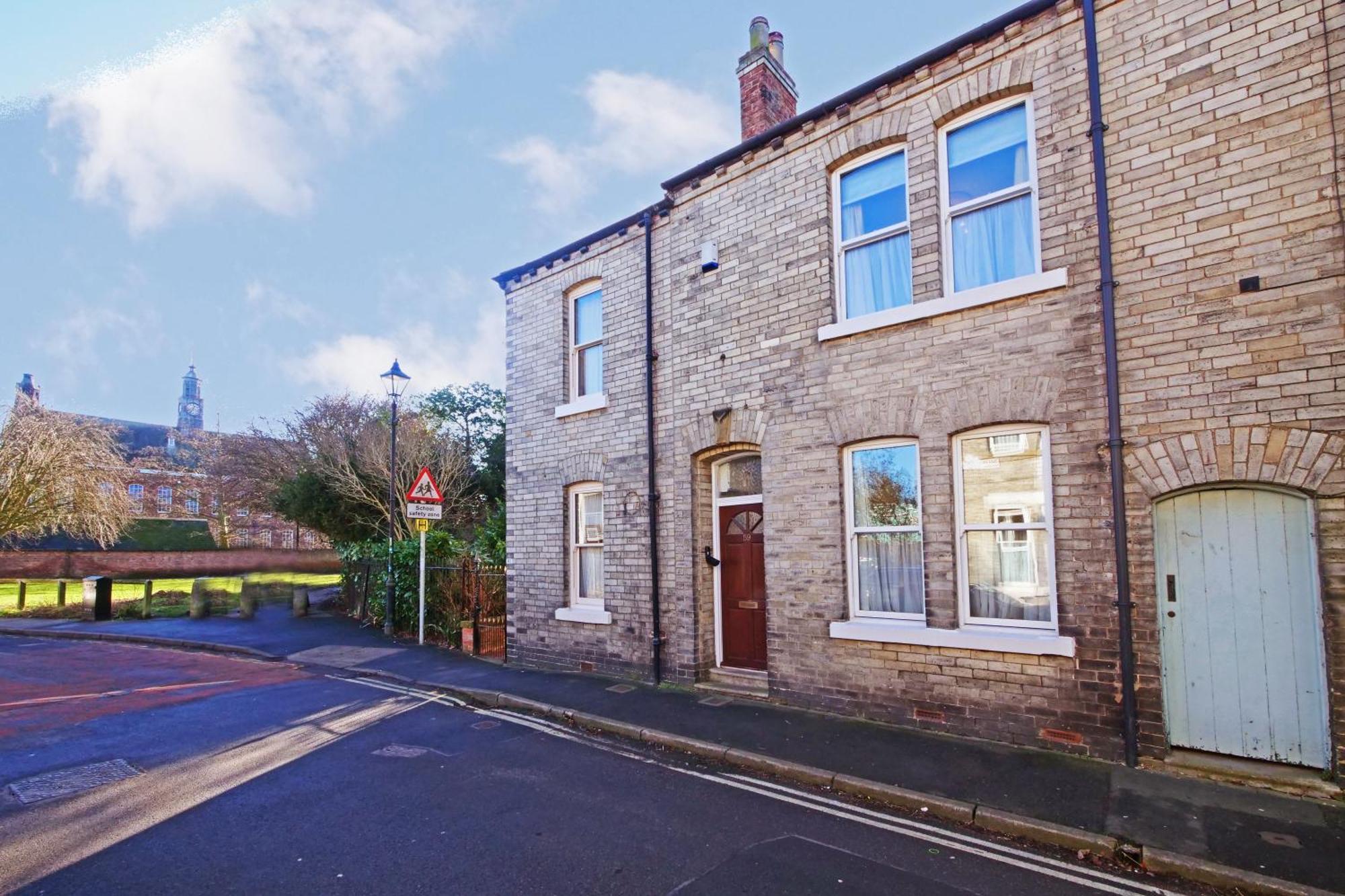 59 Moss Green - Close To The City Centre - York — Photos 1